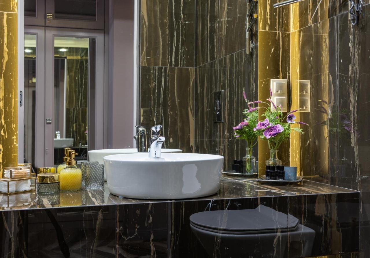 Mr Grey Boutique Hotel Oldenburg Bagian luar foto